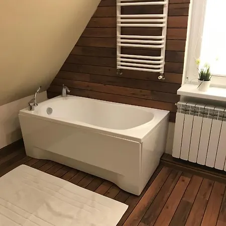 Fifi Dom Drewniany Z 4 Sypialniami Holiday home